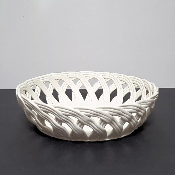 NEW RARE Pottery Barn Large Ceramic Weave Serving Bowl 13.75" diam, 3.5" h
